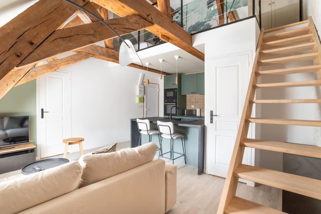 L'Elegant - Appartement Fonctionnel Plein-Centre De ดูเอ ภายนอก รูปภาพ