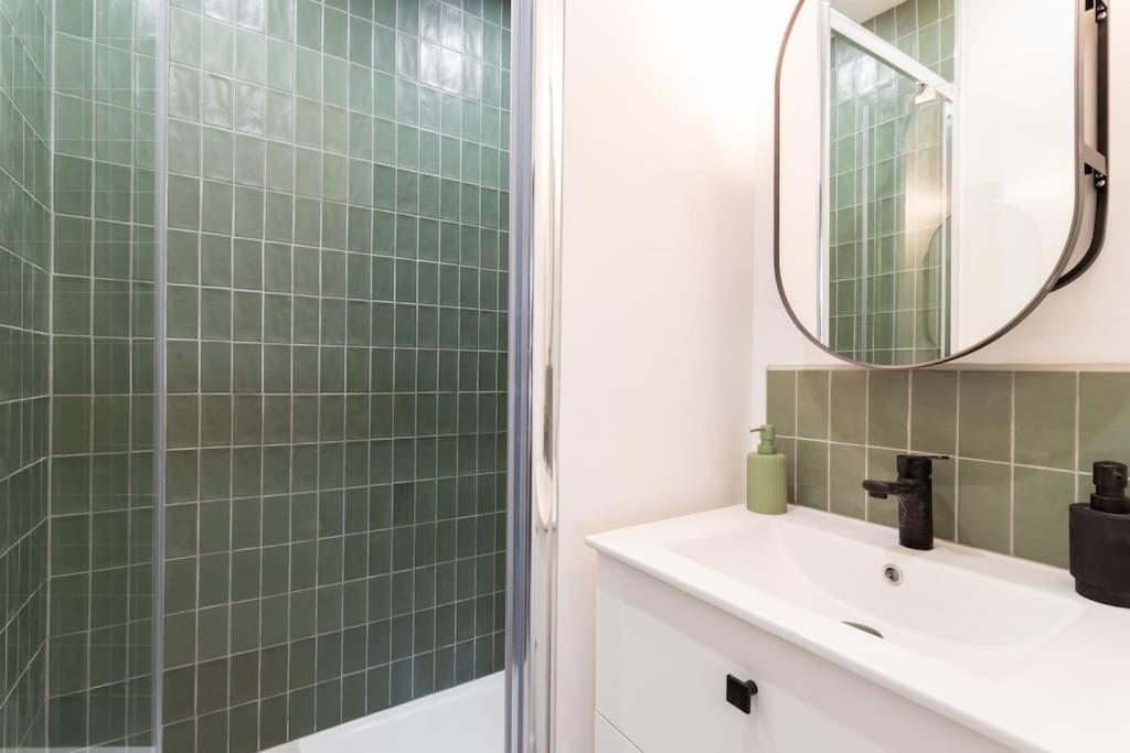 L'Elegant - Appartement Fonctionnel Plein-Centre De ดูเอ ภายนอก รูปภาพ